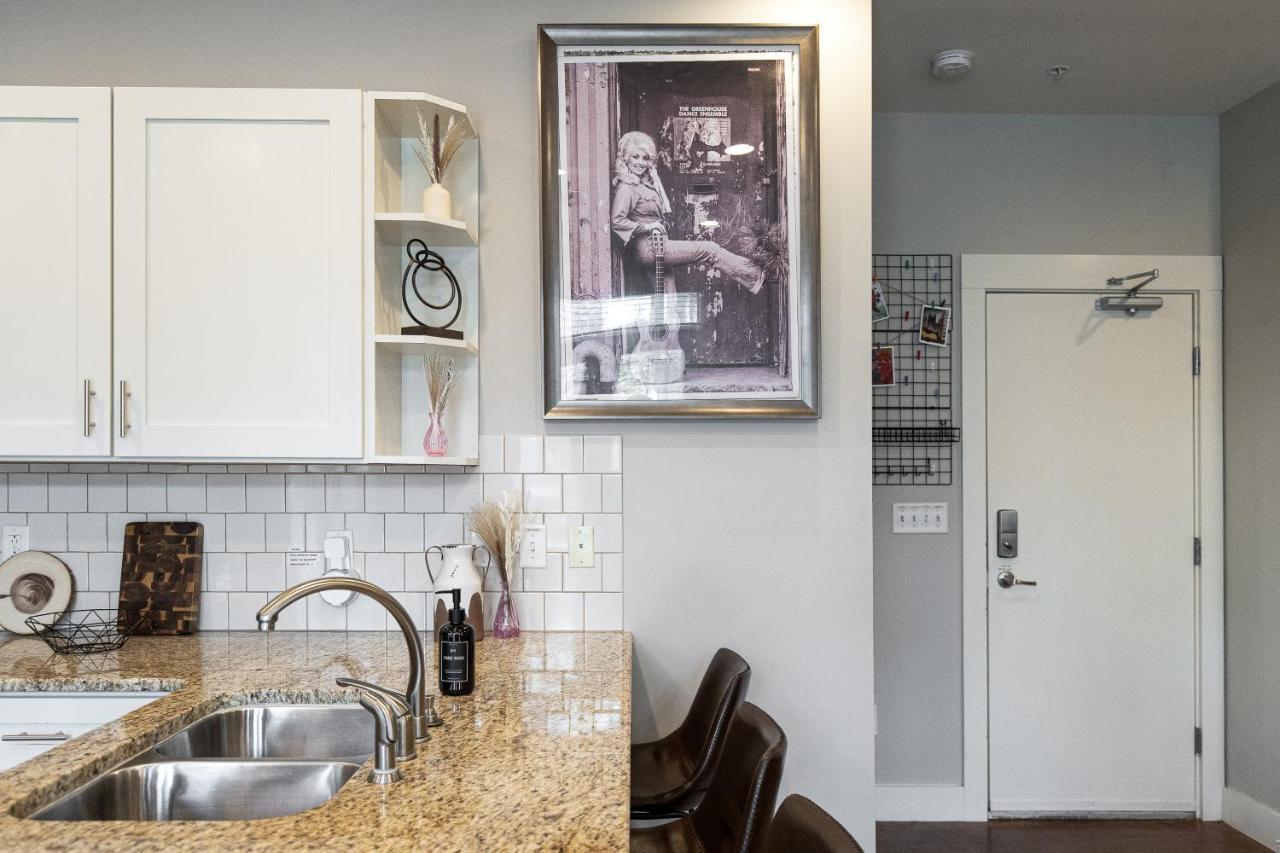 Stunning Nashville Condo Minutes From Broadway Bagian luar foto